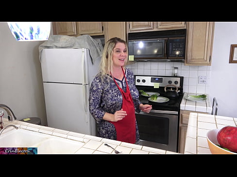 ❤️ Stepmom milking him in the kitchen before his date. ❌ Quality porn at en-gb.bsglass.ru ❌❤